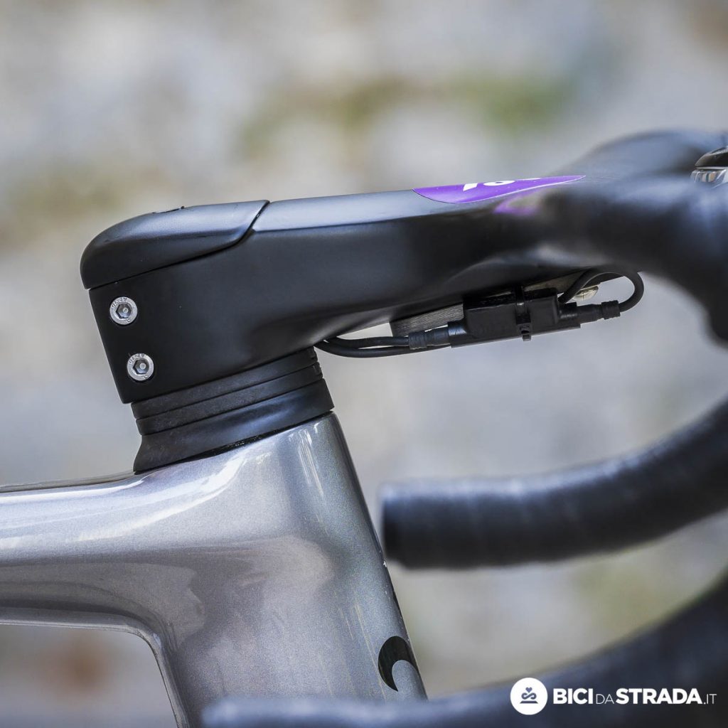 Cintre Intégré Carbone 1K Pour Vélo De Course TWITTER - Noir - Diamètre 31.8 Mm - Neuf