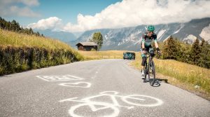 Everesting da record per Buchmann. Guardate che tempo...
