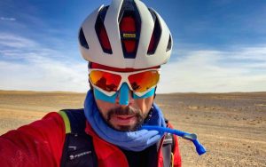 Omar Di Felice e la traversata del Deserto del Gobi: stop temporaneo