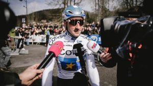Tour de France a porte chiuse? Sentite che ne pensa Elia Viviani...