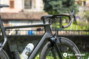 Canyon Aeroad CF SL bicidastrada.it 18 300x200 1