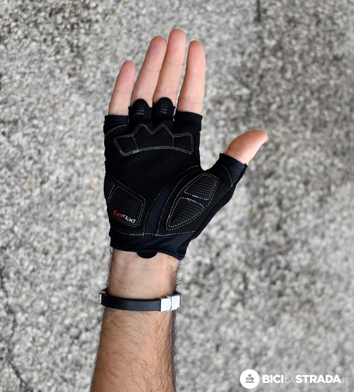 Formicolio alle mani in bici