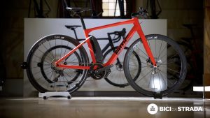 Bmc Alpenchallenge Amp Sport: una e-Bike grintosa ed elegante