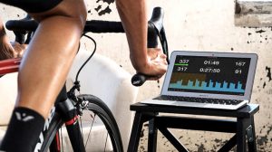 Pedalare sui rulli: le migliori 10 app per l’allenamento indoor...