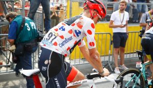 La salopette Santini Impact è antiabrasione e protegge il ciclista in caso di caduta