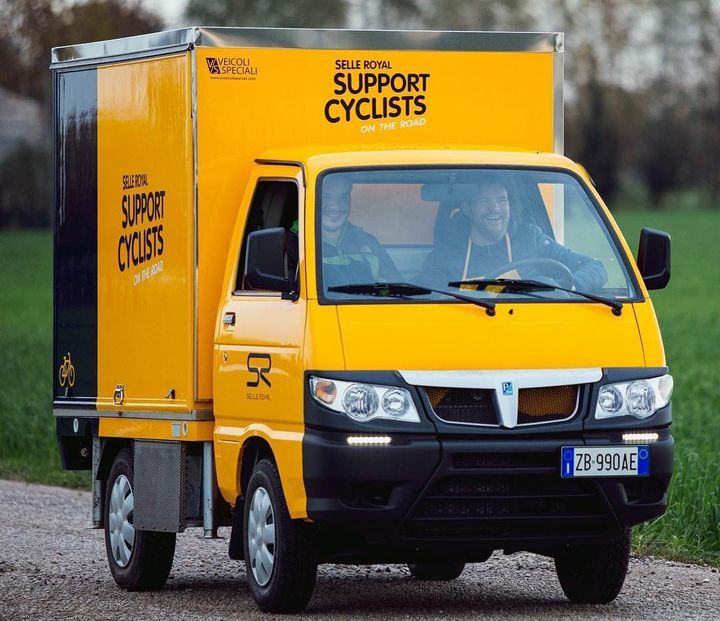 Support Cyclists on the road