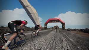 VIDEO - Team Ineos eRace: Froome e compagni hanno sfidato l'Alpe du Zwift