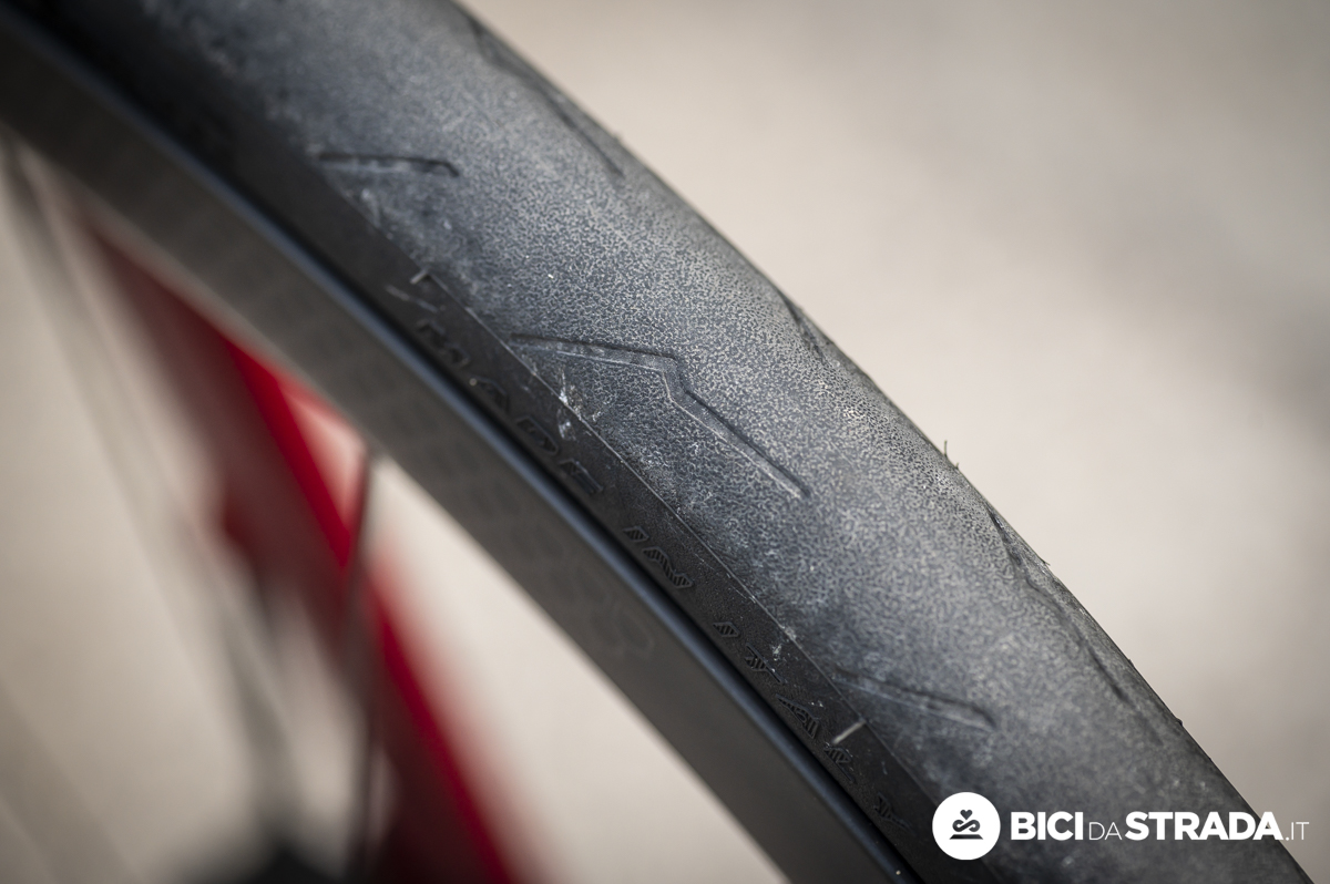 pirelli p zero race tlr 21