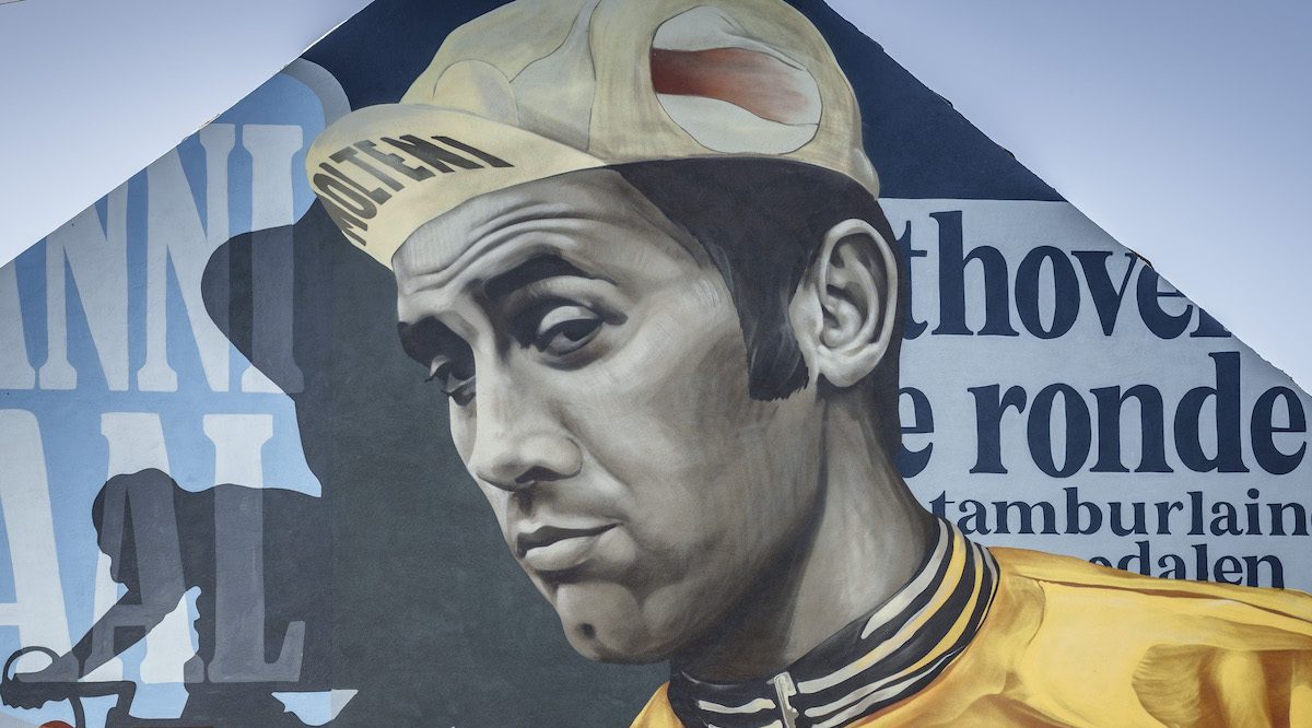 E nelle Fiandre appare un murales dedicato a Eddy Merckx…