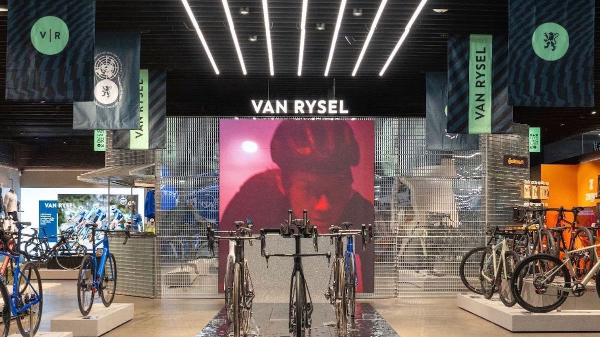 Inaugurato il primo negozio Van Rysel