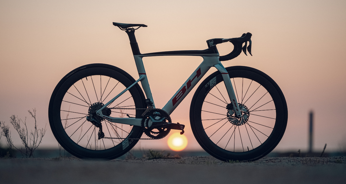 Nuova Bh Aerolight: tecnologia Air Bow, per coniugare aerodinamica e leggerezza