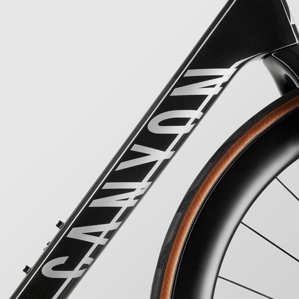 3082 TOP 3 ultimate cf slx 8 disc ltd I P22 logo downtube 005