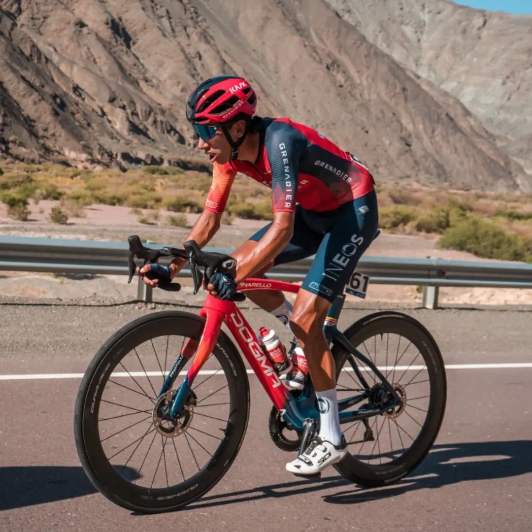 Bernal in fuga alla Vuelta San Juan