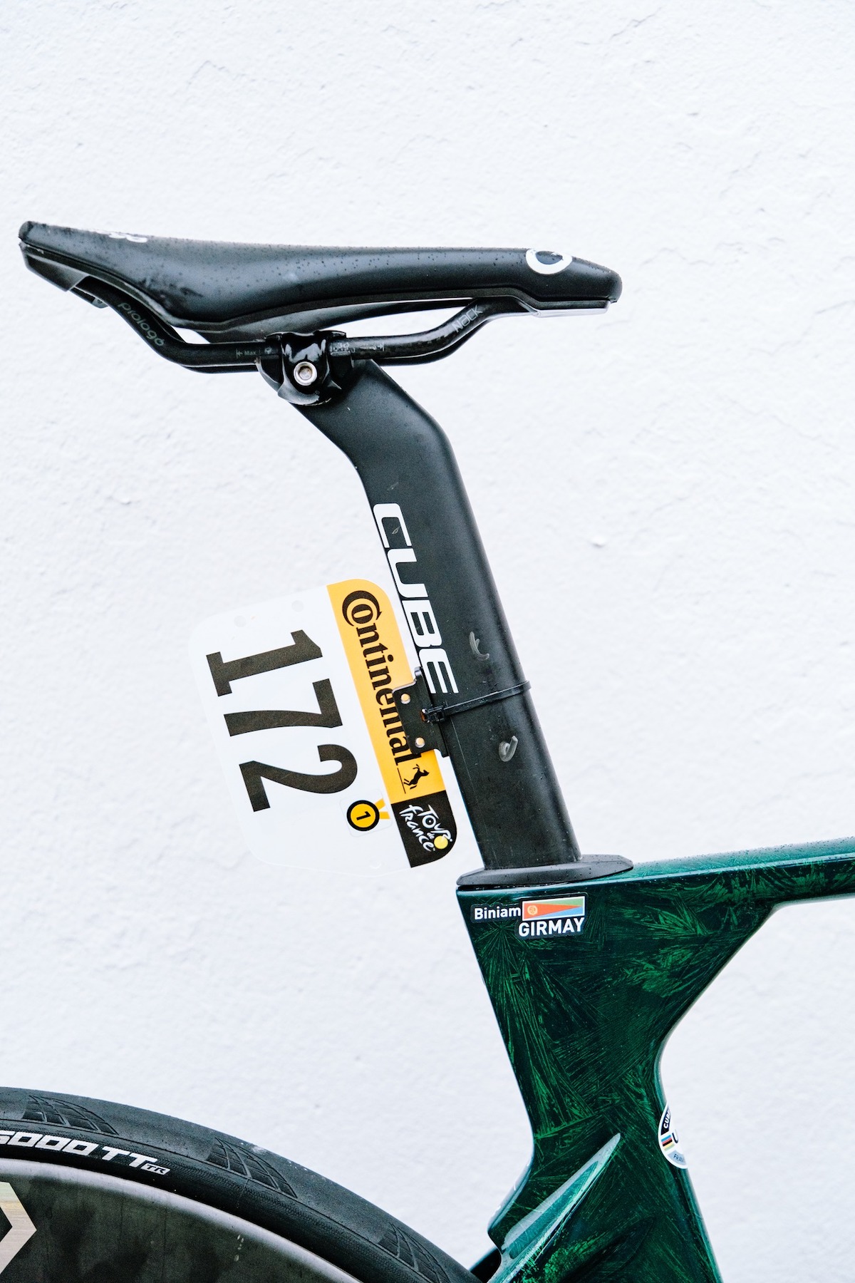 Cube verde di Girmay