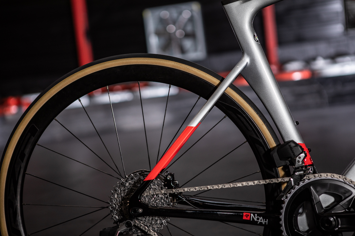 Ridley Noah e Helium Essential