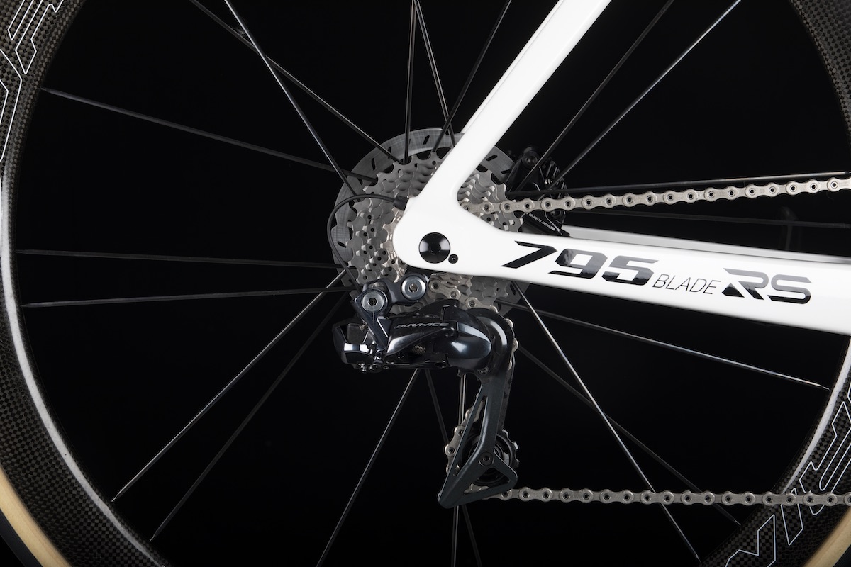 795 BLADE RS PROTEAM METALLIC WHITE GLOSSY B8 1 trascinato