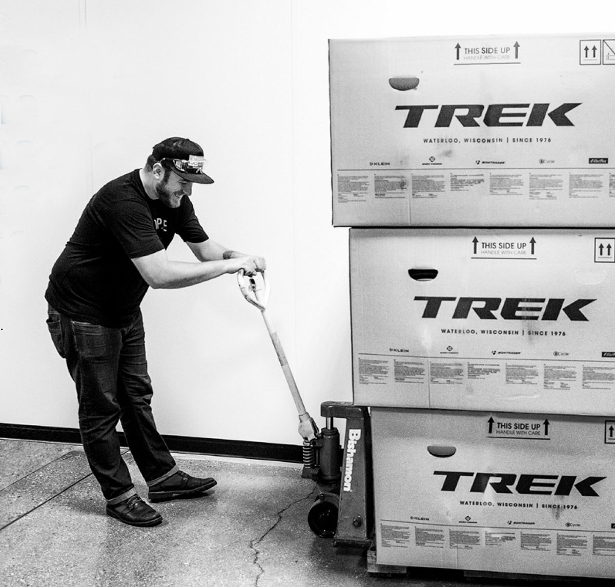 7c8ac2e1 06f9 404b 9747 38db6cf2164a at2000