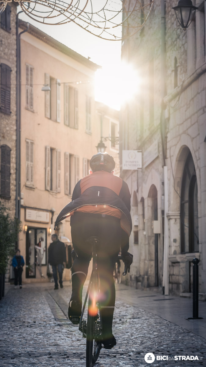 Gli angeli vanno in bicicletta
