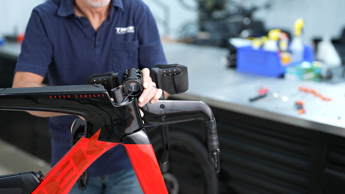 Base bar unmount