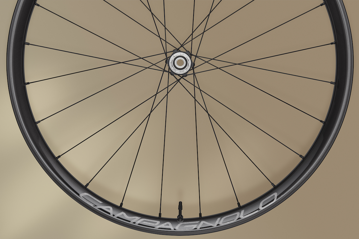 C SIDE WHEEL DETAIL 1 RT