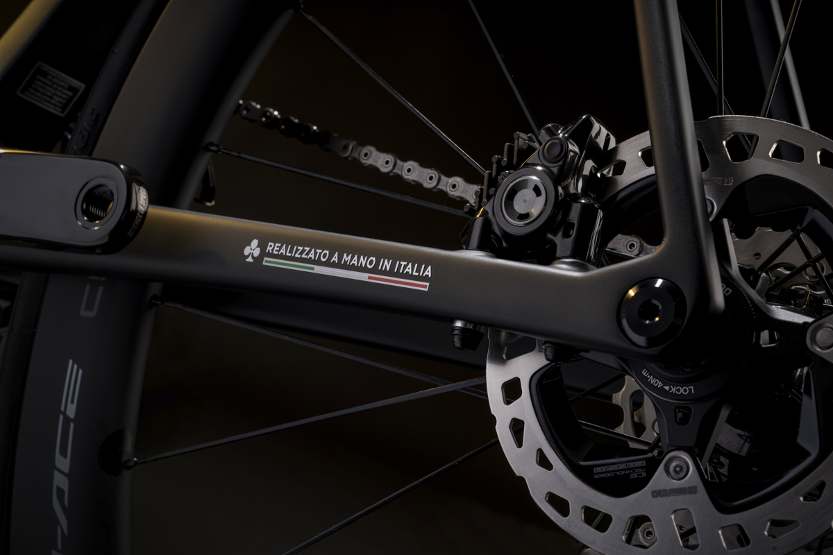 3 nuovi colori per la Colnago C68 2024