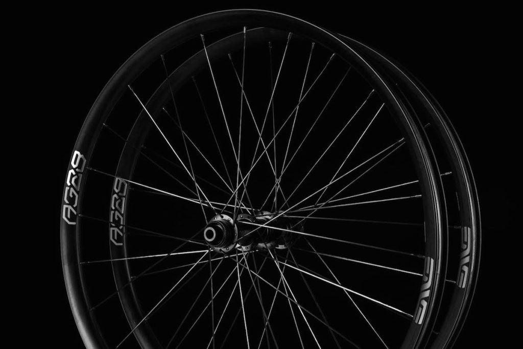 Enve AG25 e AG28