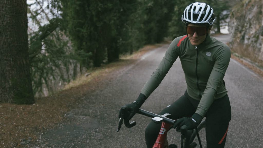 LOOKBOOK WOMAN 03 1024x576 1