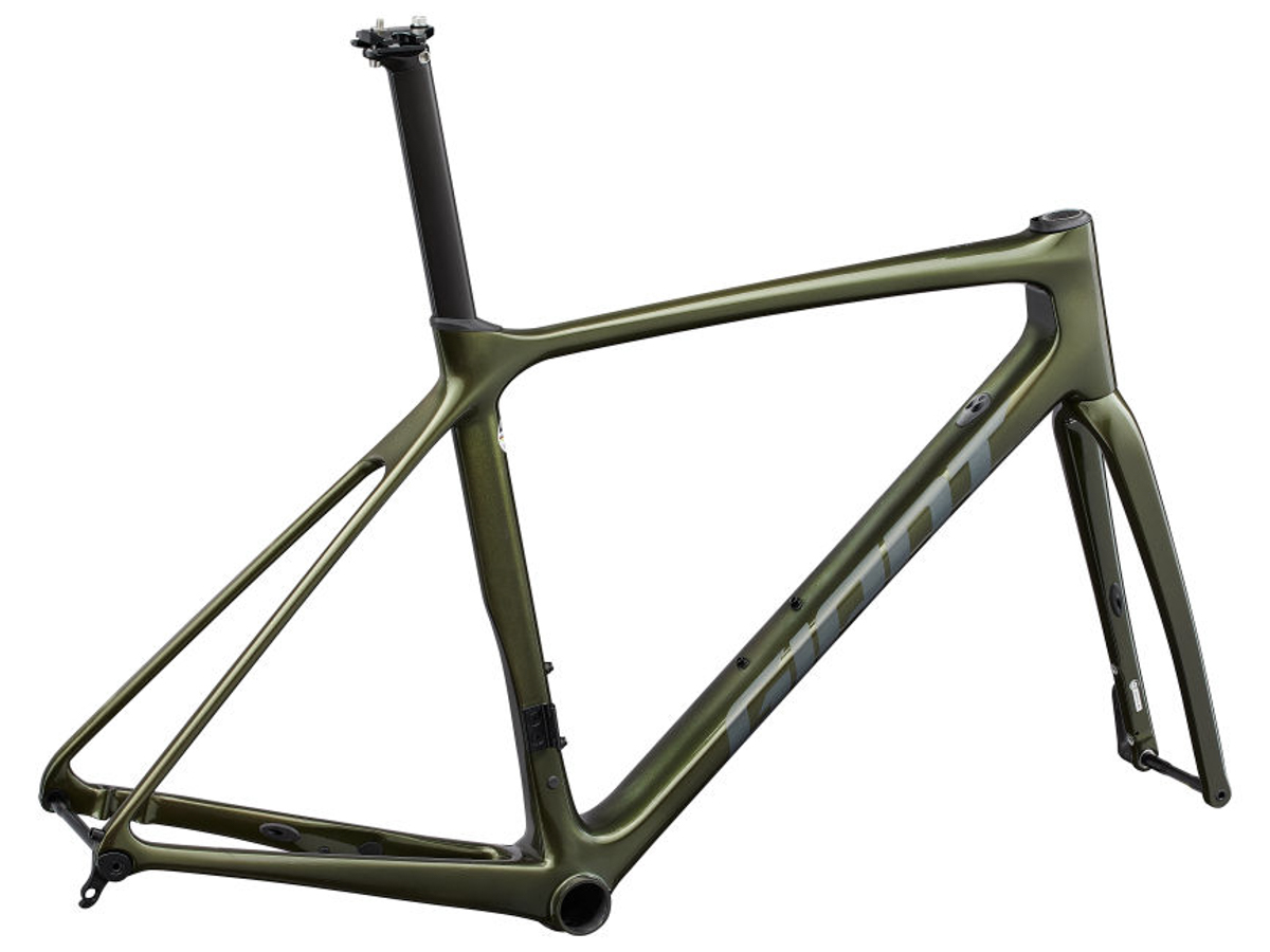MY22TCRAdvancedProDisc FFB ColorBPhantomGreen 2