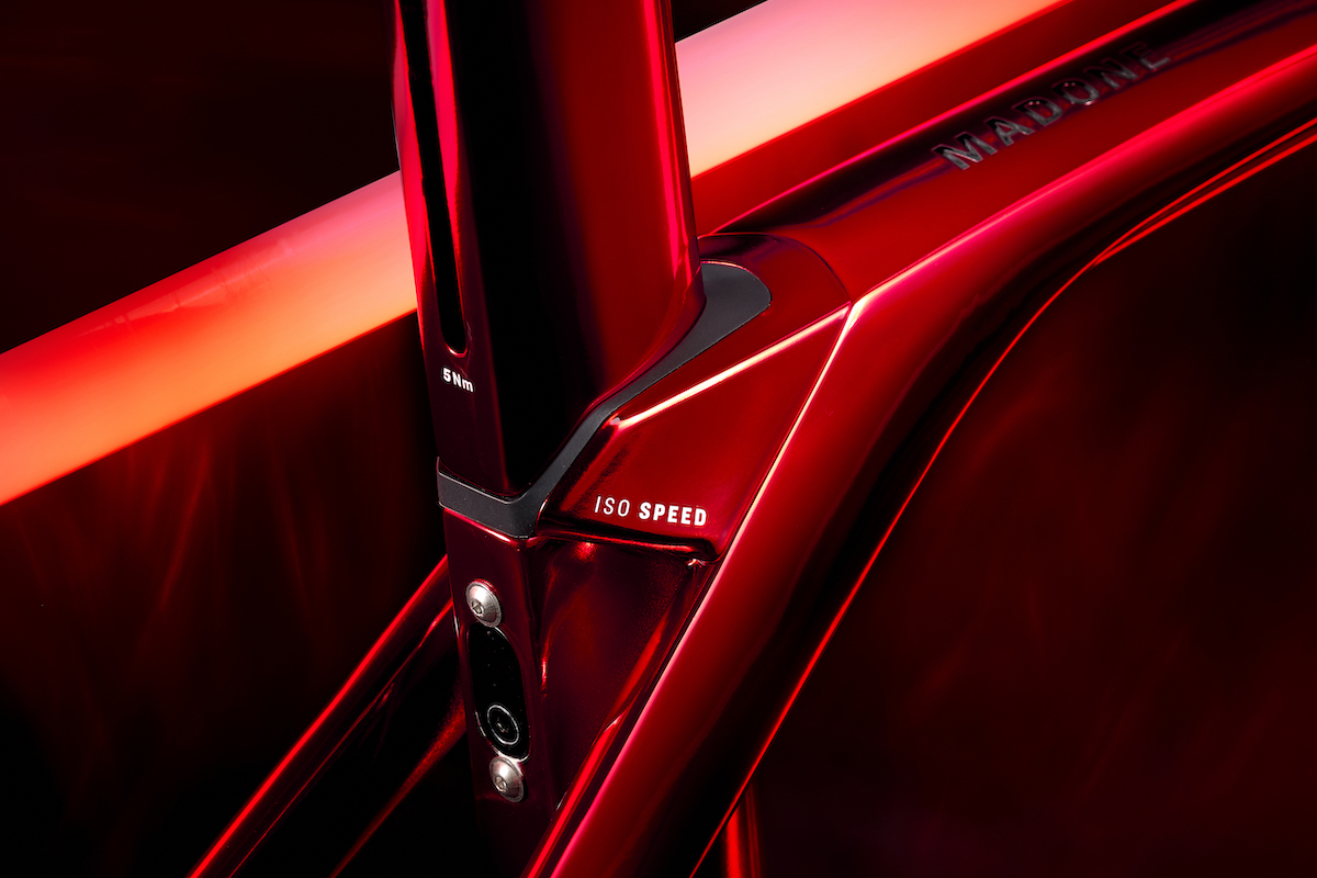 Madone Ruby Chroma ISO Speed