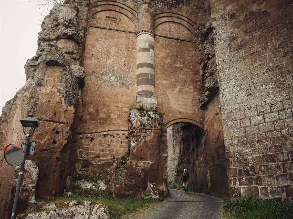 R052997