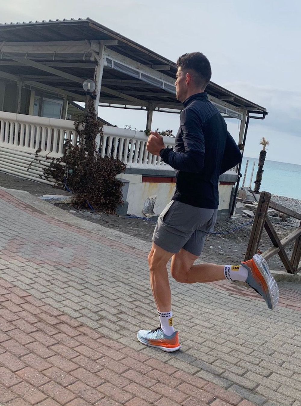 RAegM3pO6M2evkyUONL0hMAqfhRMCeJW9PKpKMLgMOk 1152x2048 1