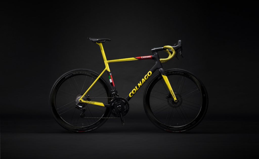 V3Rs TDF POGA YELLOW laterale fondo nero 1024x628 1