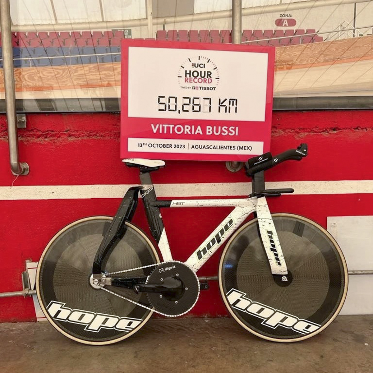 Vittoria Bussi 24