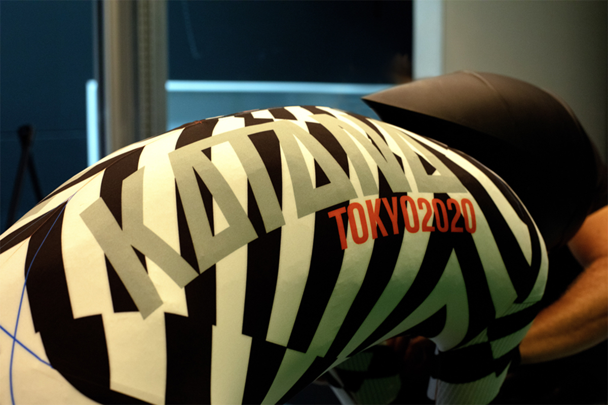 e4ff0836 565f 77bf f47a b51e38b38dae