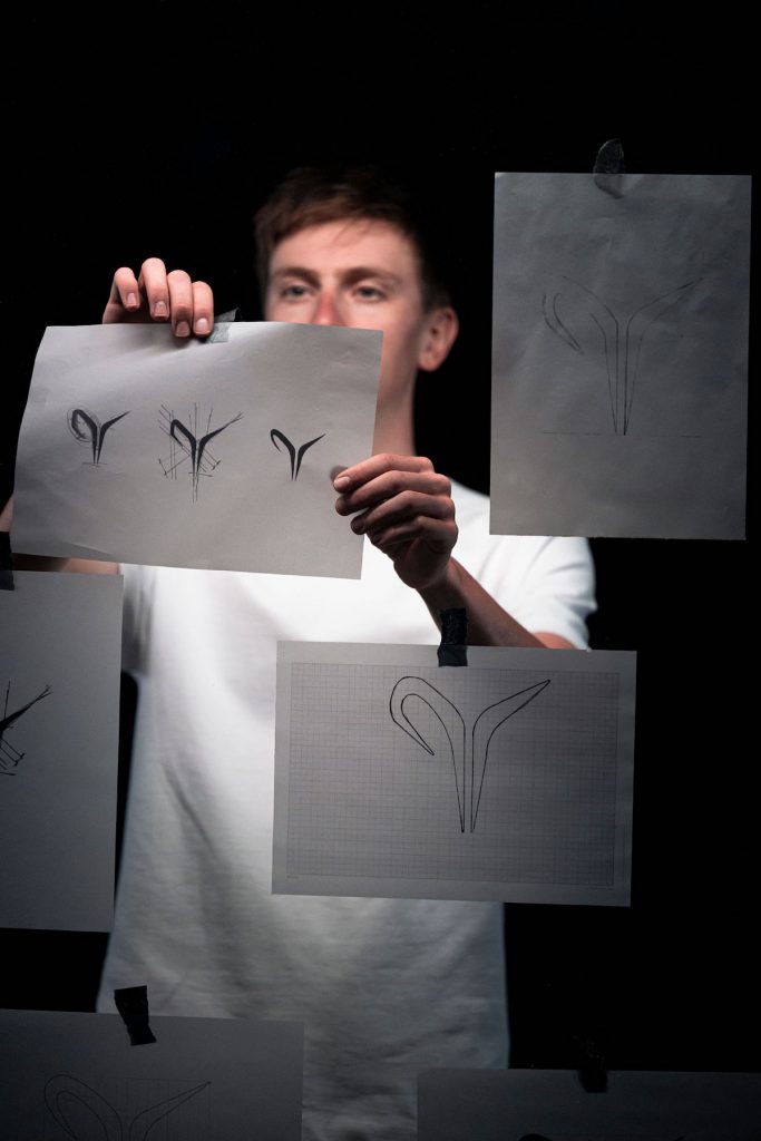 met helmets tadej pogacar partnership logo reveal 11 683x1024 1