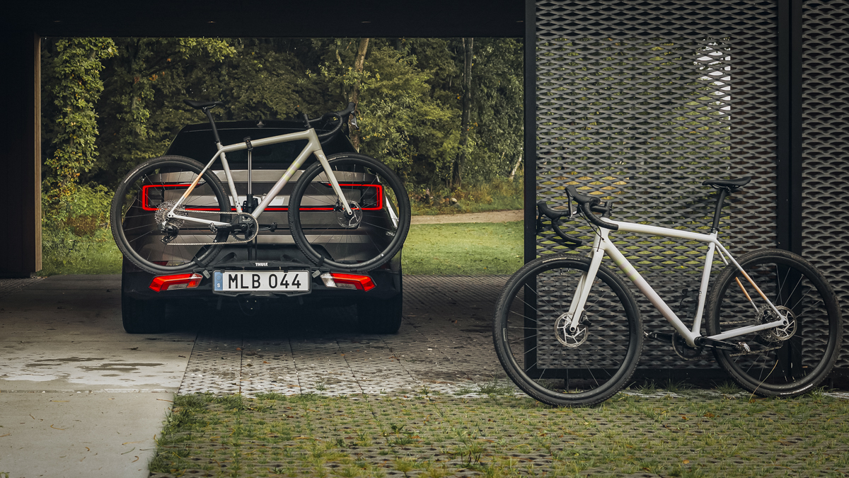 Nuovo portabici Thule Epos: aggancio telescopico, per ogni tipo di bicicletta