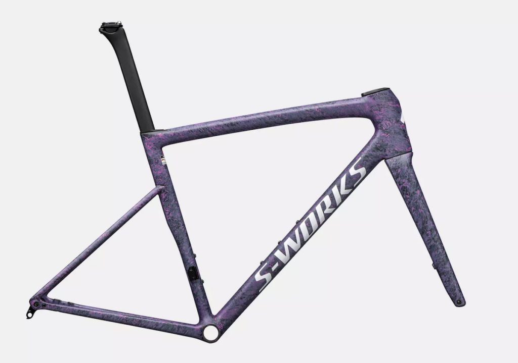 nuovi colori per la Tarmac SL8