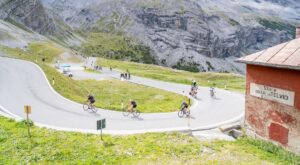 Stelvio, Gavia, Mortirolo, Cancano. Tutti in un week end, senza traffico
