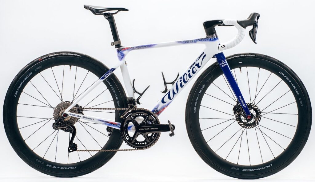 f1c02bc0 7231 4121 be43 e5de325e59be