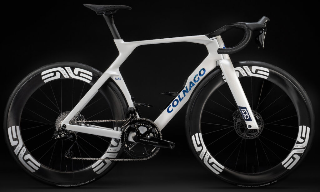 Y1Rs TeamWoman fondo nero laterale