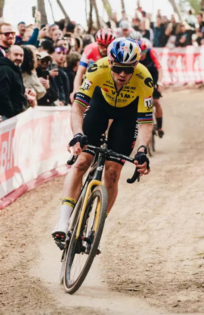 wout van aert wins thriller in benidorm copia