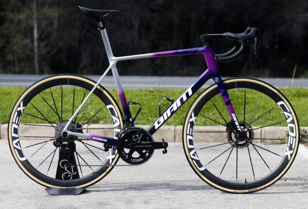 bici dei team World Tour 2025