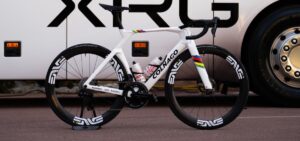 Le Colnago V4Rs e Y1Rs iridate ora disponibili in vendita