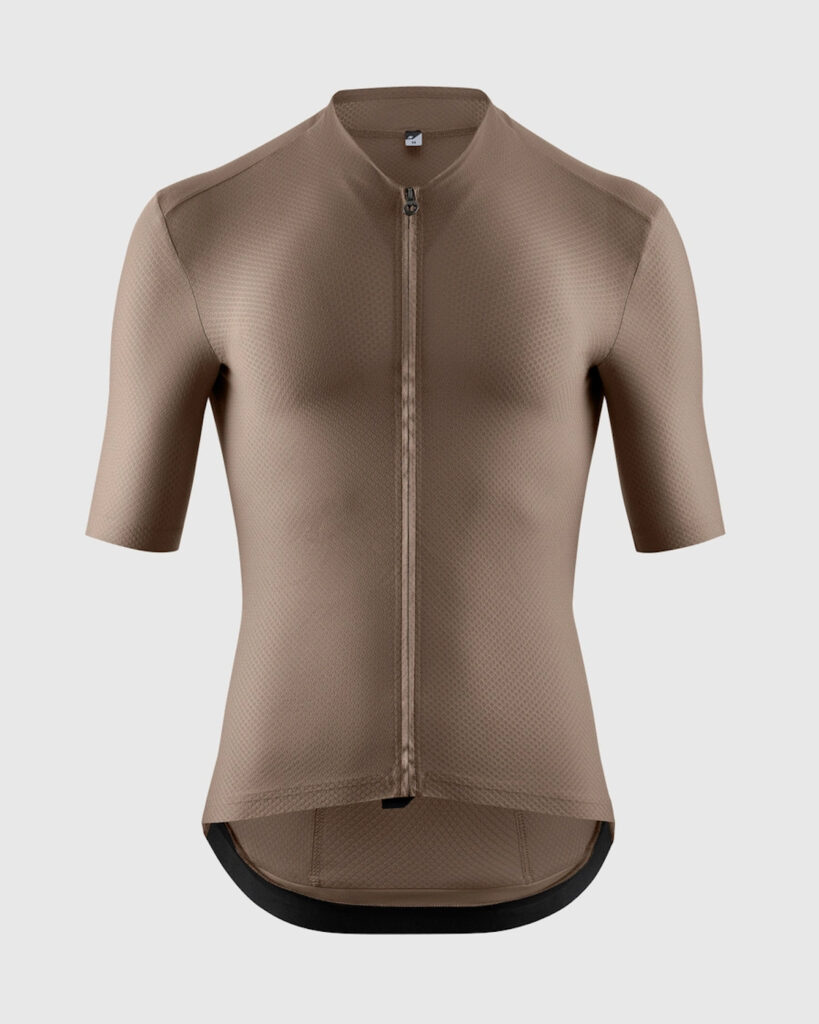 Assos Equipe R e Dyora R