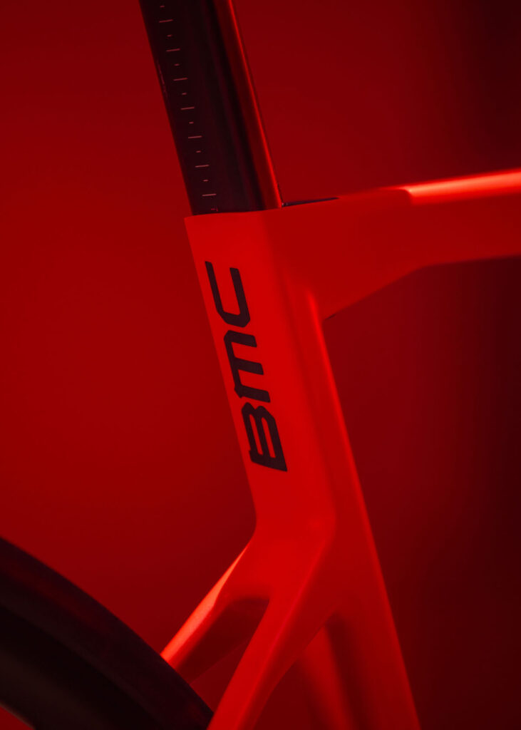 BMC 2026 Teammachine SLR THREE red blk blk glam key 11