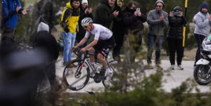 I dati di Ayuso a Frontignano: siamo (quasi) ai livelli di Pogačar