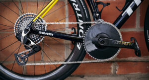Sram Red XPLR AXS 1x13 alle Classiche: nato per il gravel, usato su strada…
