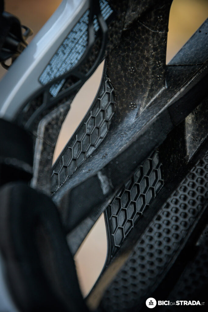 Test kask elemento 17