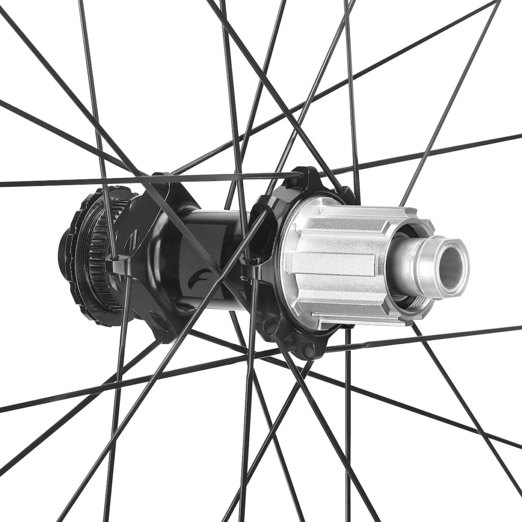 2026 Soniq ALX hub rear