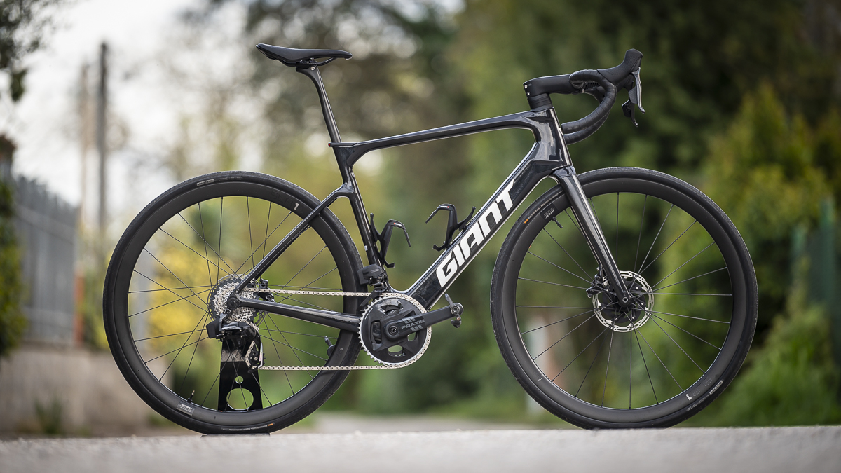 giant defy e apertura